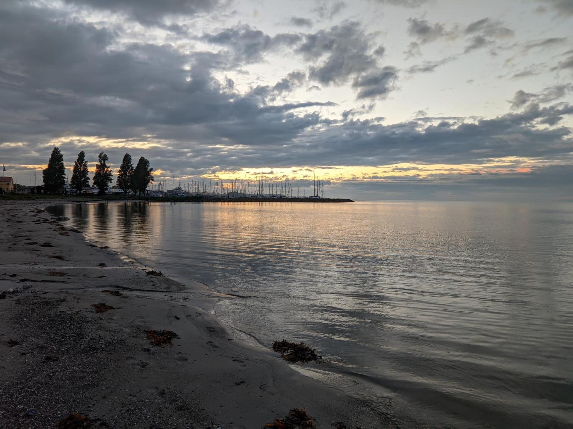 Sommerhus Ved Strand Og Lystbadhavn Soby - Aero Kültér fotó
